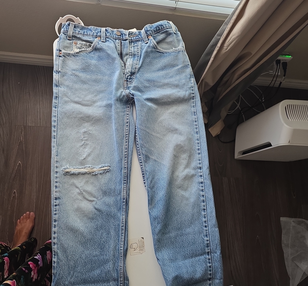 Light Blue Men’s Distressed Jeans